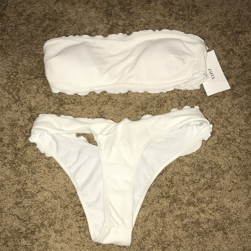 Bathing suit